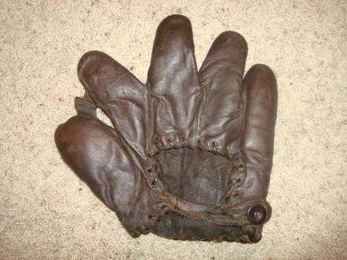 Spalding World Series King Patent Back